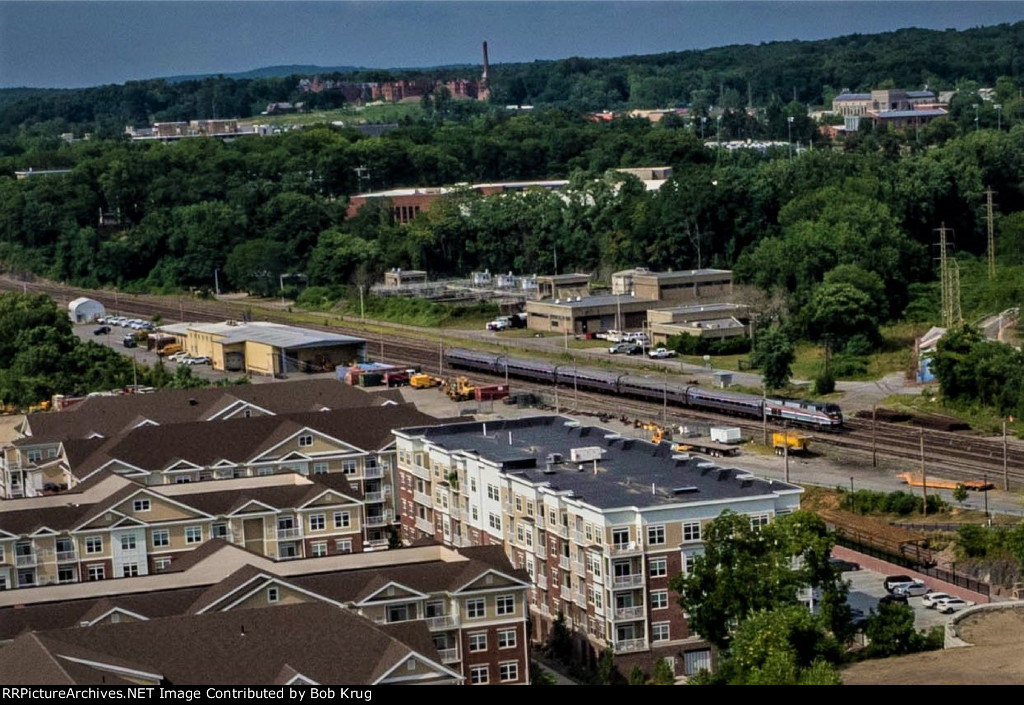 AMTK 700 leads the southbound Ethan Allen Express on approach to the station stop in Poughkeepsie.